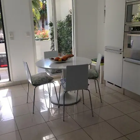 Apartment Les Pins Chic With Shared Pool And Shady Terrace *